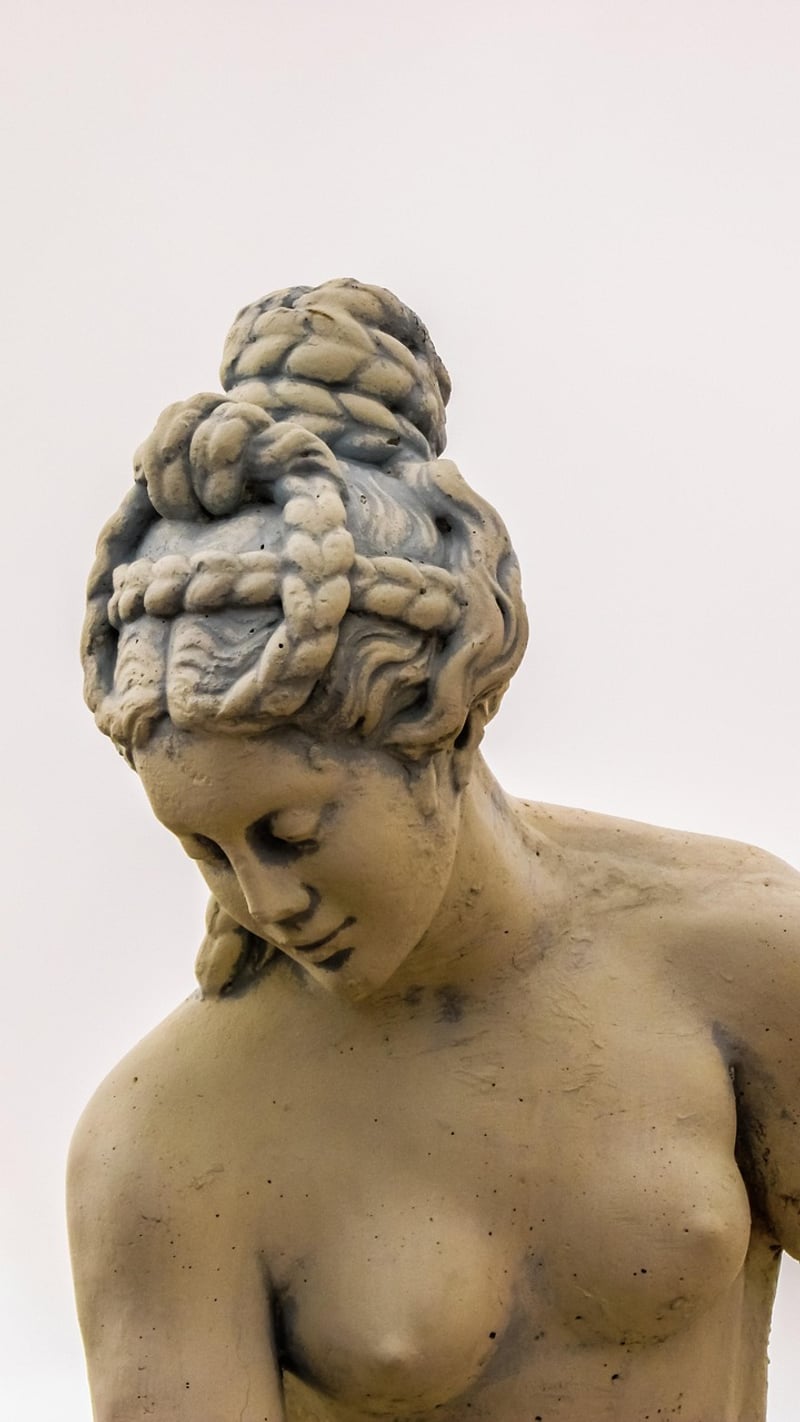Aphrodite-Inspired Outfit